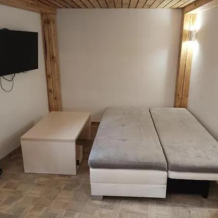 Tiny House Under Valdstejn Castle Turnov